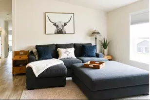 189 E Froghair Cir, Garden City, UT 84028 - Photo 7