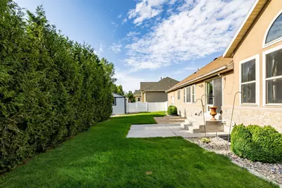 2485 S 1875 W, Syracuse, UT 84075 - Photo 39