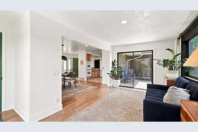 754 S Woodland Hills Dr E, Bountiful, UT 84010 - Photo 13