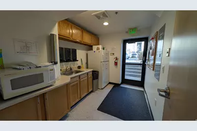 524 W 300 N, Provo, UT 84601 - Photo 5