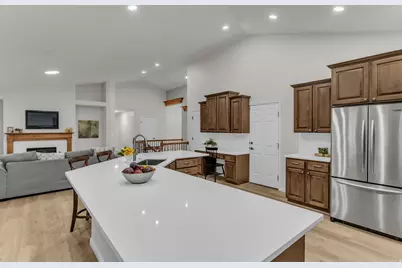 1187 S 300 E, Payson, UT 84651 - Photo 11