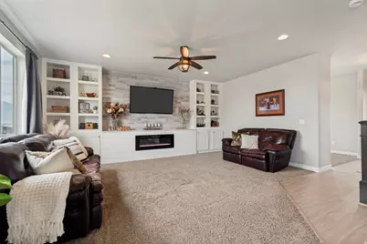 172 W Stillwater Dr, Saratoga Springs, UT 84045 - Photo 7
