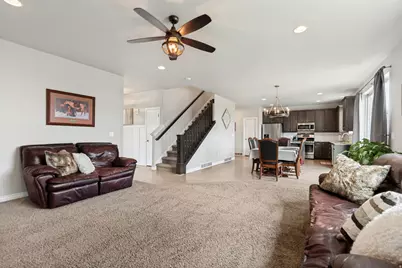 172 W Stillwater Dr, Saratoga Springs, UT 84045 - Photo 9