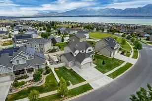172 W Stillwater Dr, Saratoga Springs, UT 84045 - Photo 3