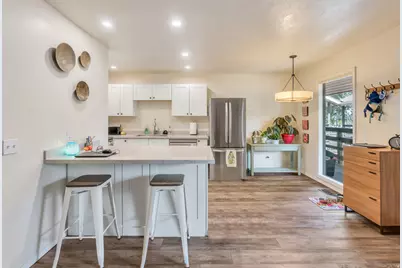 2730 S 1100 E #6, Salt Lake City, UT 84106 - Photo 1