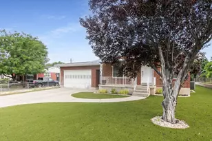 173 E 1050 N, Bountiful, UT 84010 - Photo 25