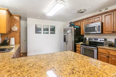 173 E 1050 N, Bountiful, UT 84010 - Photo 5