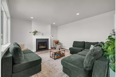 171 E Edgecrest Ln N, North Salt Lake, UT 84054 - Photo 11