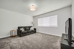 171 E Edgecrest Ln N, North Salt Lake, UT 84054 - Photo 15