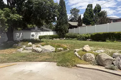 81 S 700 E, Bountiful, UT 84010 - Photo 39