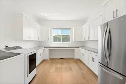 14224 S Summit Crest Ln, Herriman, UT 84096 - Photo 19