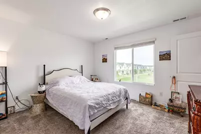 1084 E Seaside St N, Saratoga Springs, UT 84045 - Photo 7
