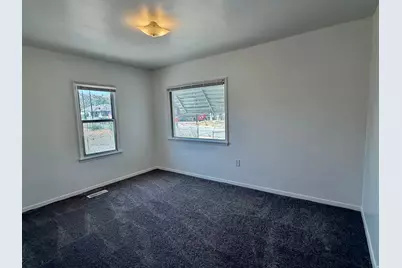 151 S Roosevelt, Helper, UT 84526 - Photo 5