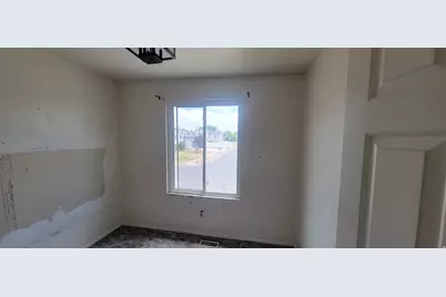 3774 W 4750 S, Roy, UT 84067 - Photo 9