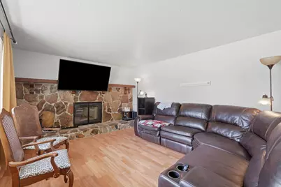 1125 W 700 N, Clearfield, UT 84015 - Photo 5