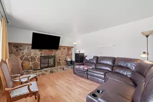1125 W 700 N, Clearfield, UT 84015 - Photo 5