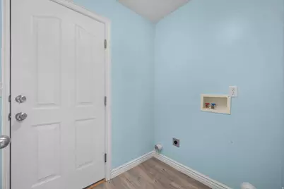 24 N Montrose Ln, Saratoga Springs, UT 84043 - Photo 9