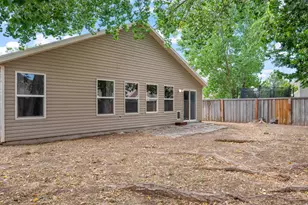 24 N Montrose Ln, Saratoga Springs, UT 84043 - Photo 19