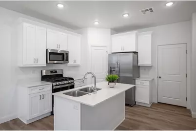 491 W Bronze Pl, Saint George, UT 84790 - Photo 9