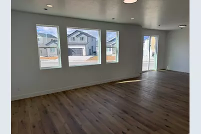 5438 N Lindbergh Ln #523, Eagle Mountain, UT 84005 - Photo 3