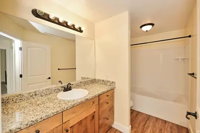 1107 S 2880 E #184, Spanish Fork, UT 84660 - Photo 17