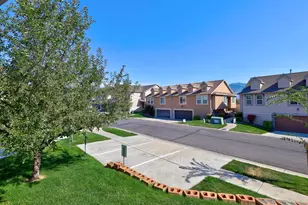 1107 S 2880 E, Spanish Fork, UT 84660 - Photo 35