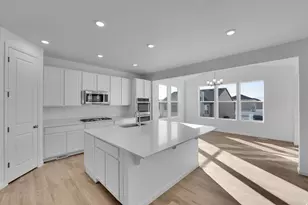 8645 N Halloran Ct, Lake Point, UT 84074 - Photo 5