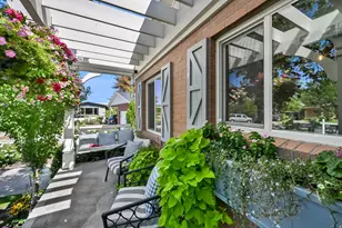 2337 S Country Club Cir E, Salt Lake City, UT 84109 - Photo 5