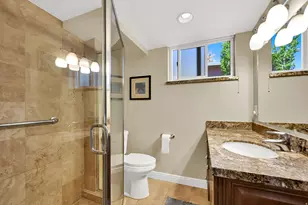 2337 S Country Club Cir E, Salt Lake City, UT 84109 - Photo 41