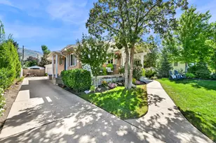 2337 S Country Club Cir E, Salt Lake City, UT 84109 - Photo 7