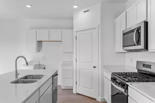 2053 N Ostler Peak Rd E, Heber City, UT 84032 - Photo 9