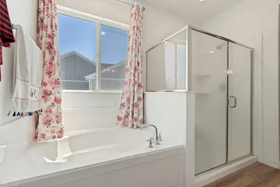 4772 N Topaz Dr, Eagle Mountain, UT 84005 - Photo 17