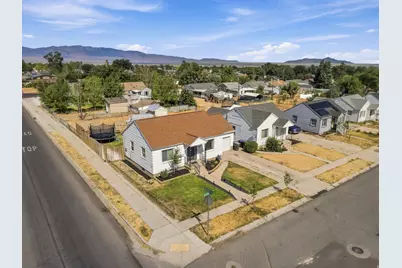 405 N Parkway Ave E, Tooele, UT 84074 - Photo 5