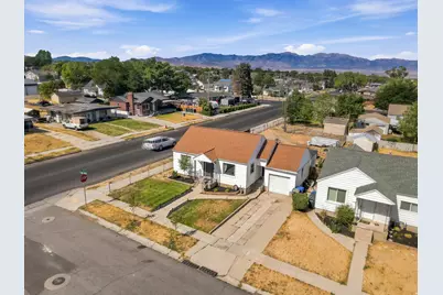 405 N Parkway Ave E, Tooele, UT 84074 - Photo 7