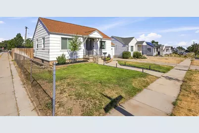 405 N Parkway Ave E, Tooele, UT 84074 - Photo 3