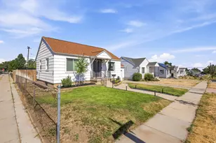 405 N Parkway Ave E, Tooele, UT 84074 - Photo 3