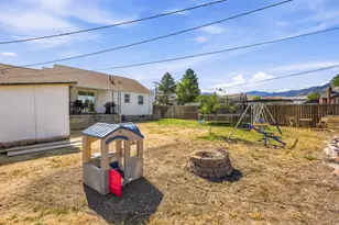 405 N Parkway Ave E, Tooele, UT 84074 - Photo 27