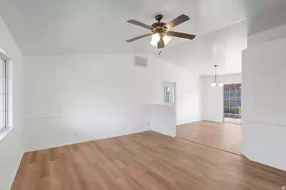 1040 E 900 S #12, Saint George, UT 84790 - Photo 5