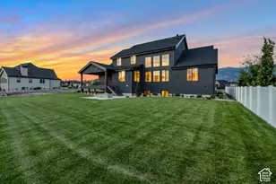 39 N Hayfield Cir, Kaysville, UT 84037 - Photo 9