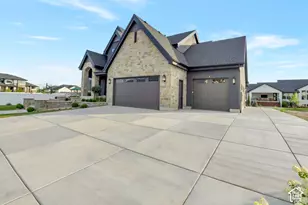 39 N Hayfield Cir, Kaysville, UT 84037 - Photo 11