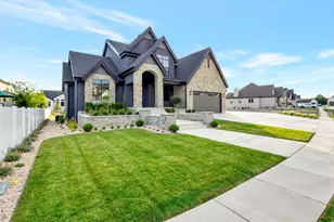 39 N Hayfield Cir, Kaysville, UT 84037 - Photo 3