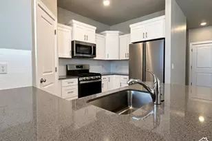 155 E 3100 N, Cedar City, UT 84721 - Photo 7