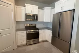 155 E 3100 N, Cedar City, UT 84721 - Photo 13