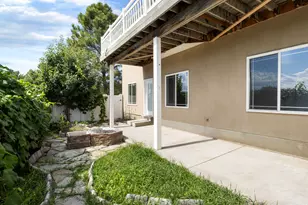 8987 N Cottage Cyn Dr, Cedar Hills, UT 84062 - Photo 41