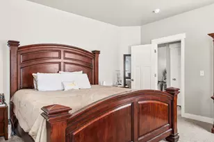 2360 W Howard St, West Haven, UT 84401 - Photo 15