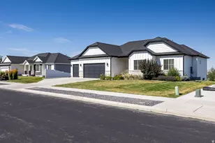 247 S 980 E, Smithfield, UT 84335 - Photo 3
