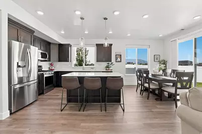 541 E 600 S, Hyrum, UT 84319 - Photo 21