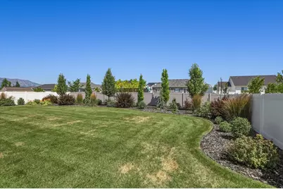 541 E 600 S, Hyrum, UT 84319 - Photo 57