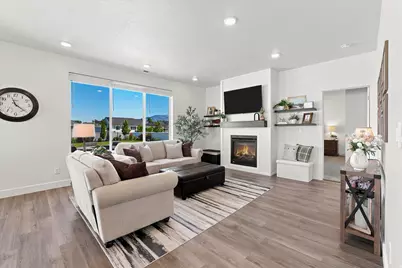 541 E 600 S, Hyrum, UT 84319 - Photo 13
