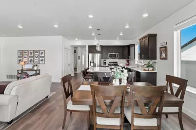 541 E 600 S, Hyrum, UT 84319 - Photo 19